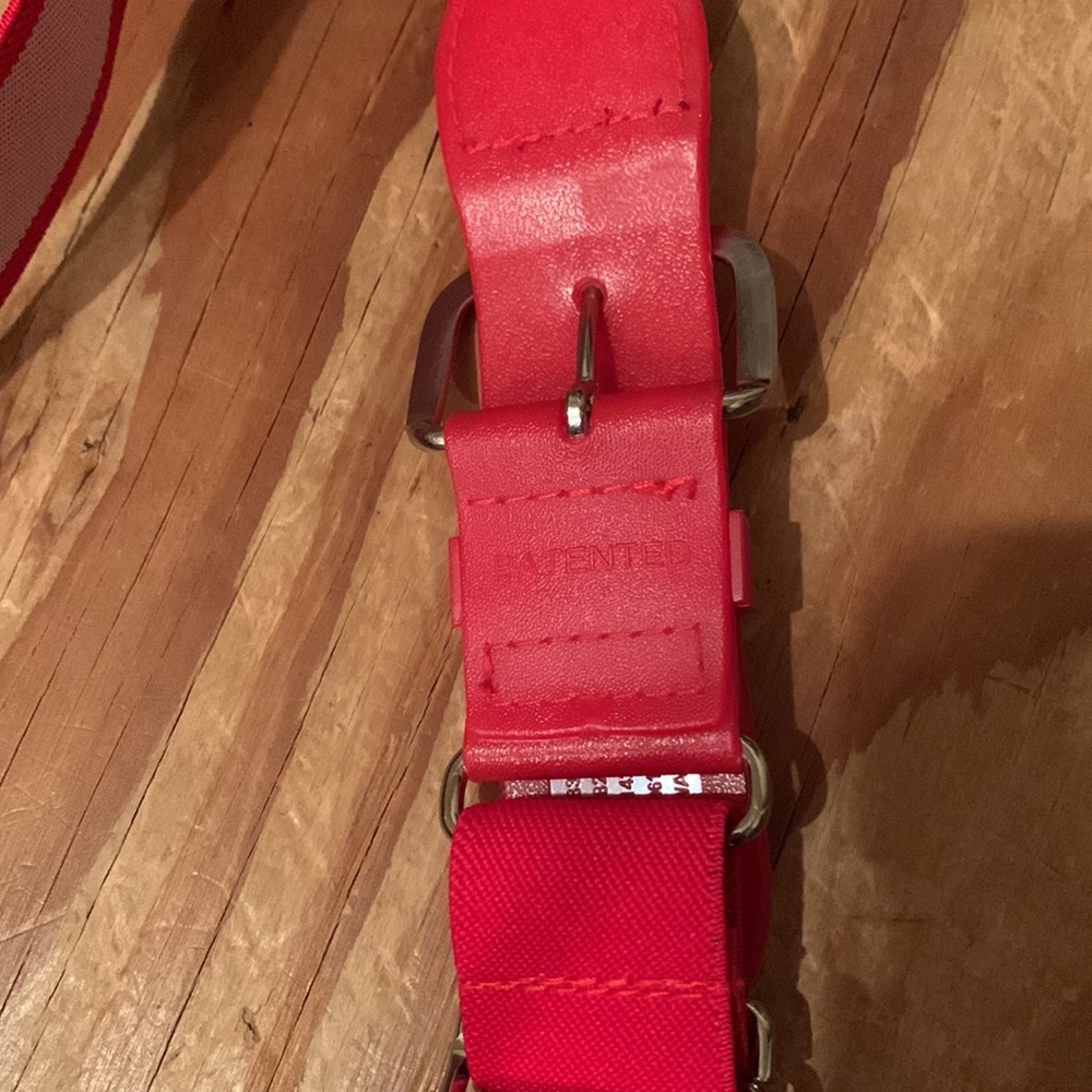 Adidas Stretch Belt Red Small Adjustable - Picture 3 of 5